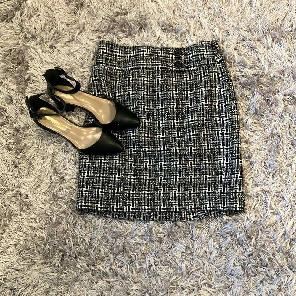 Ann Taylor Black and White Tweed Skirt
